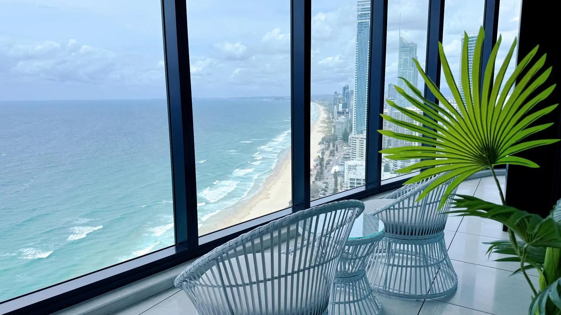 Beachfront Luxe Escape At Surfers Paradise Parking