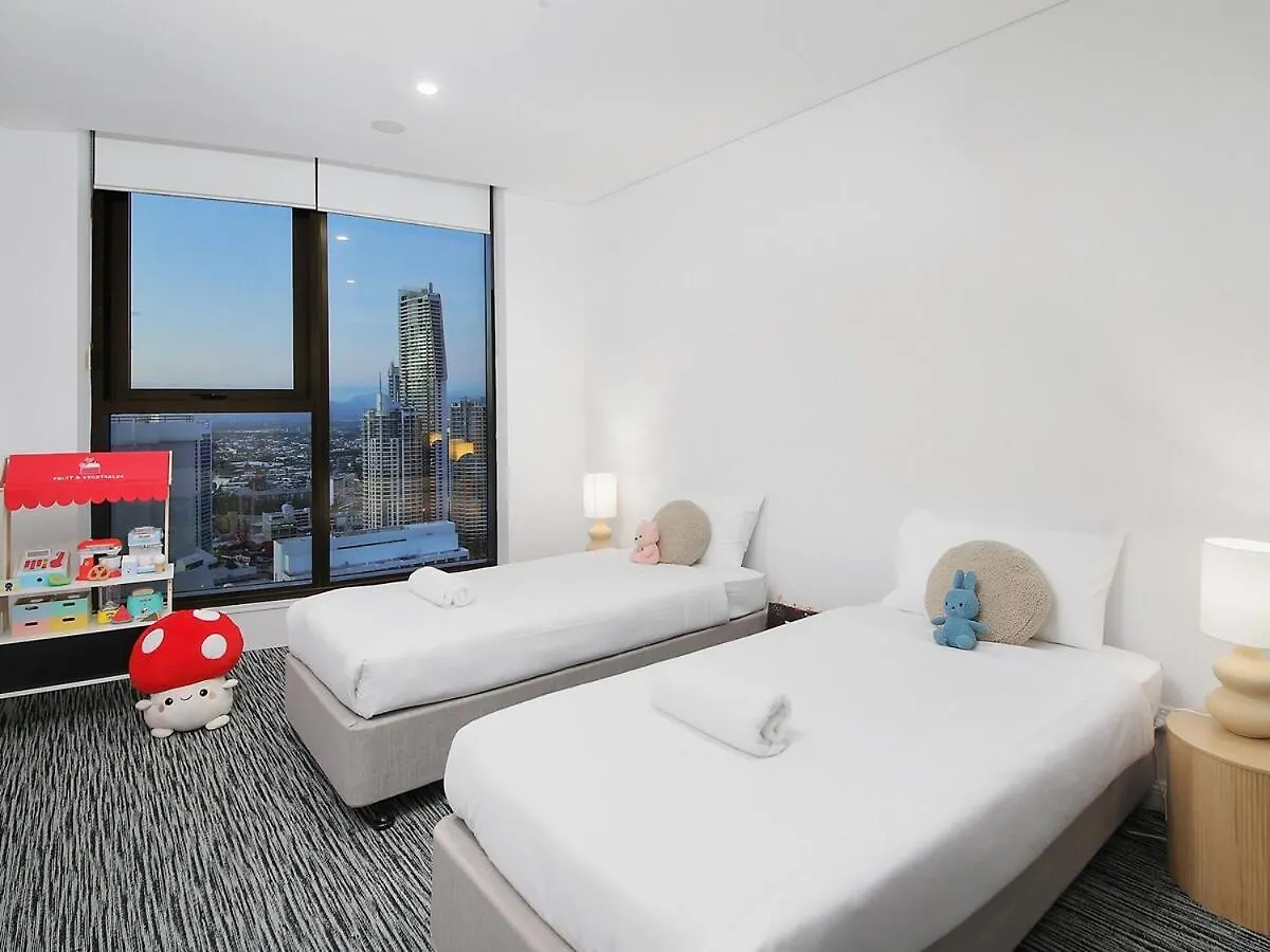 Beachfront Luxe Escape At Surfers Paradise Parking